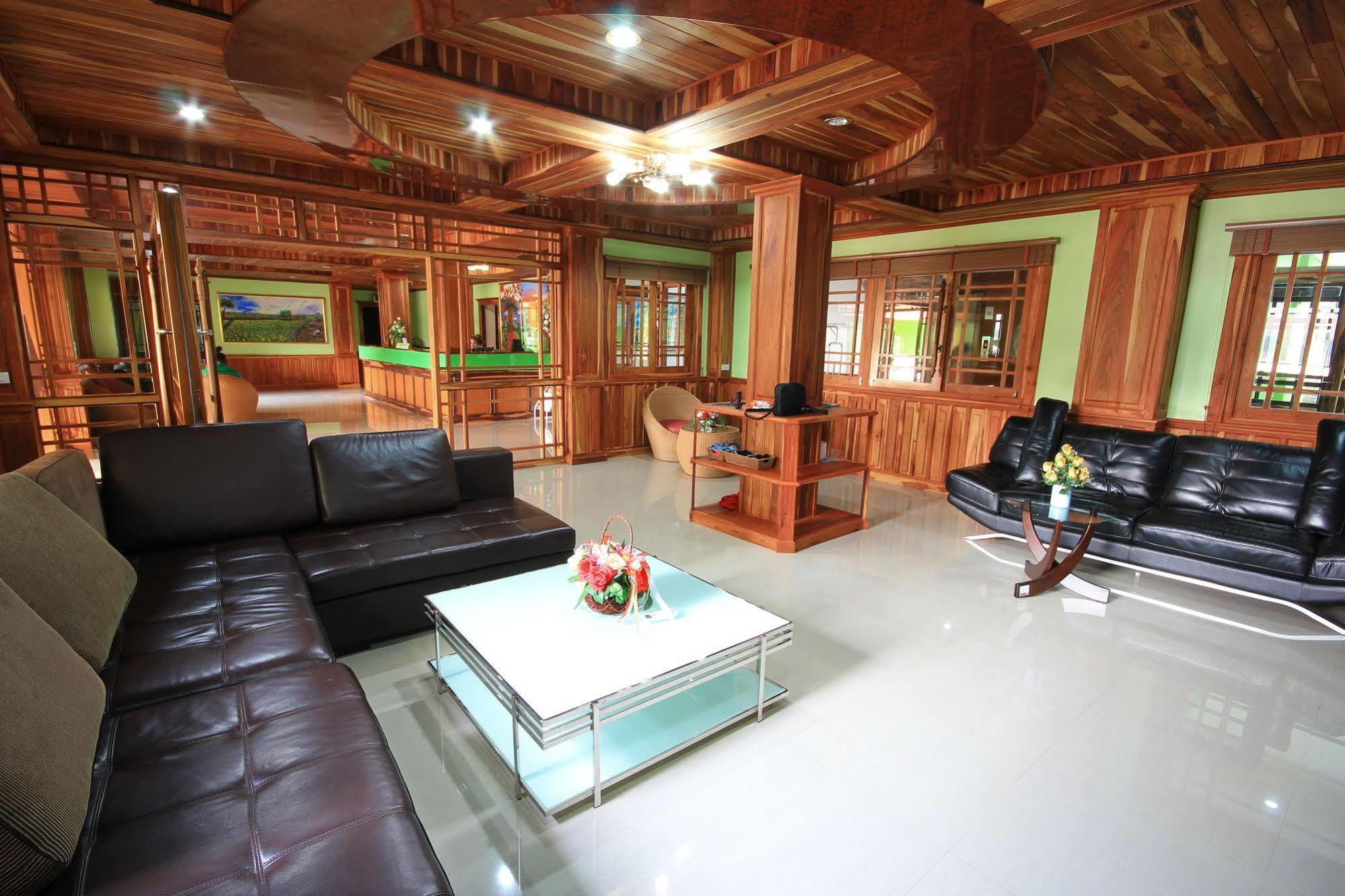 โรงแรมไฮโซเพลส อุดรธานี ภายนอก รูปภาพ